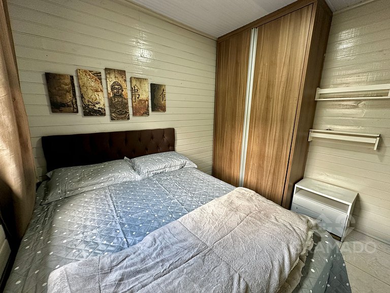 Casa com Piscina Aquecida Solar e Área Gourmet em Canela
