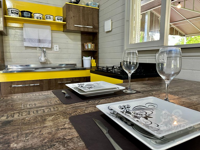 Casa com Piscina Aquecida Solar e Área Gourmet em Canela
