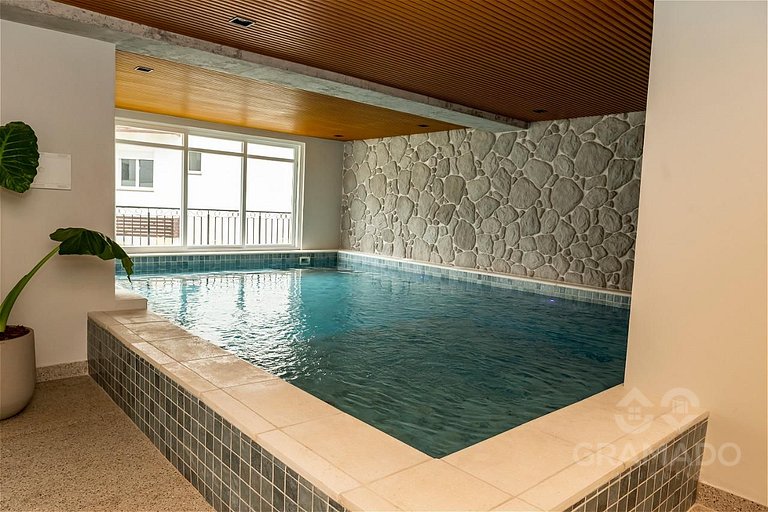 Gramado: Piscina Térmica, Academia e Churrasqueira